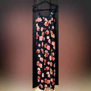 Band of Gypsies Collective Shirred Back Sleeveless Maxi Dress in Navy Floral M